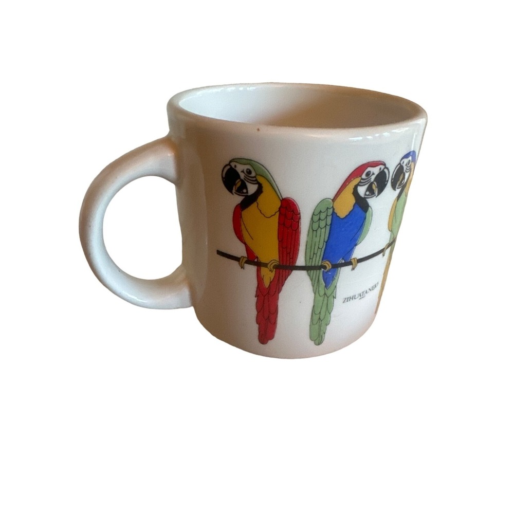Munoz Zihuatanejo Multicolor Parrot Tropical Bird Ceramic Mug Cup